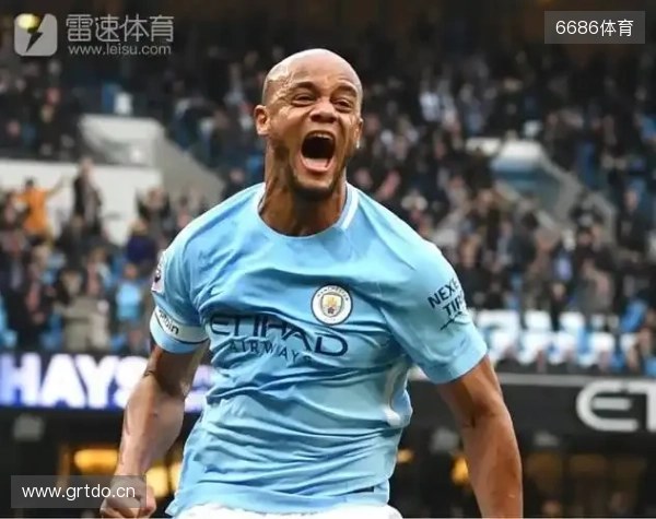 前队友：相信孔帕尼未来会执教曼城，他仍深爱着那里